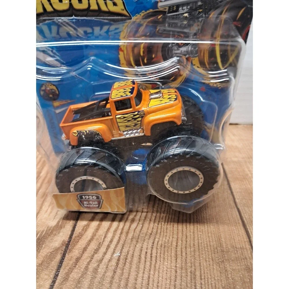 NEW 2023 HOT WHEELS *1956 HI-TAIL HAULER™* MONSTER TRUCKS™ W/CONNECT & CRASH CAR